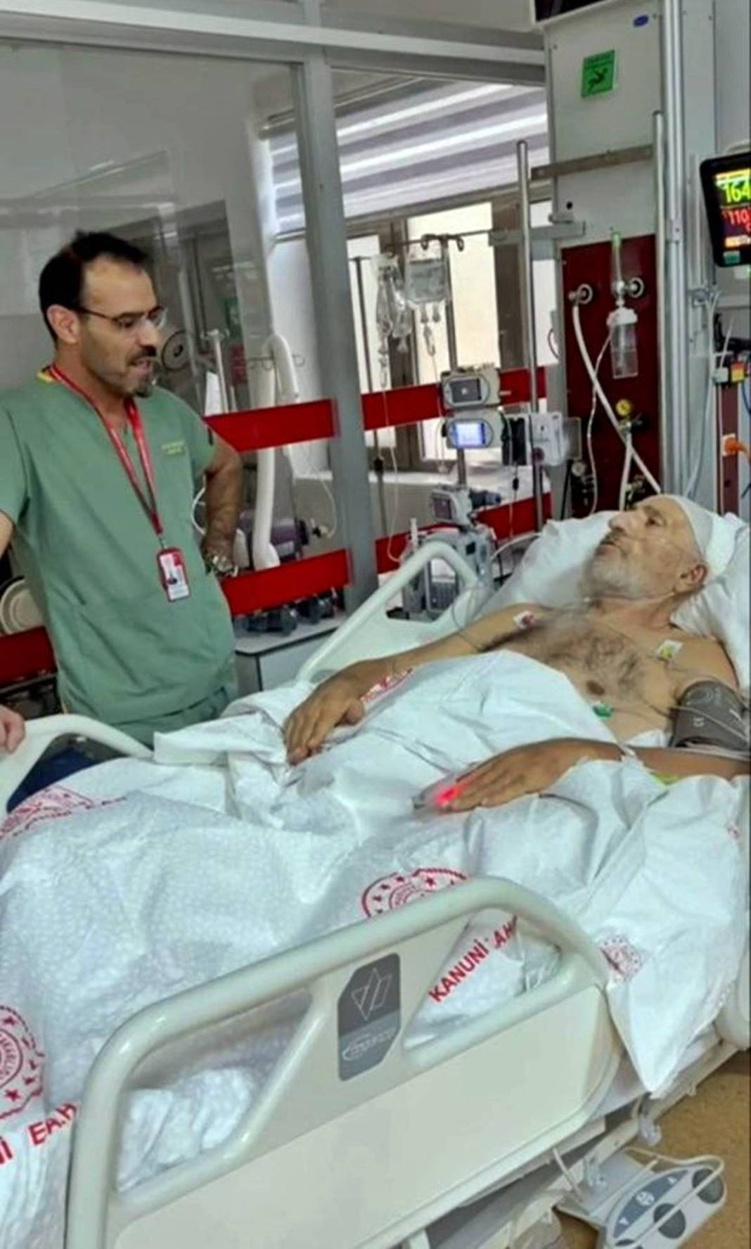 Doktor şaştı kaldı: Bu kadar büyüğünü daha önce görmedim! Hastanın karnından çıkan dev tümör şoke etti 3